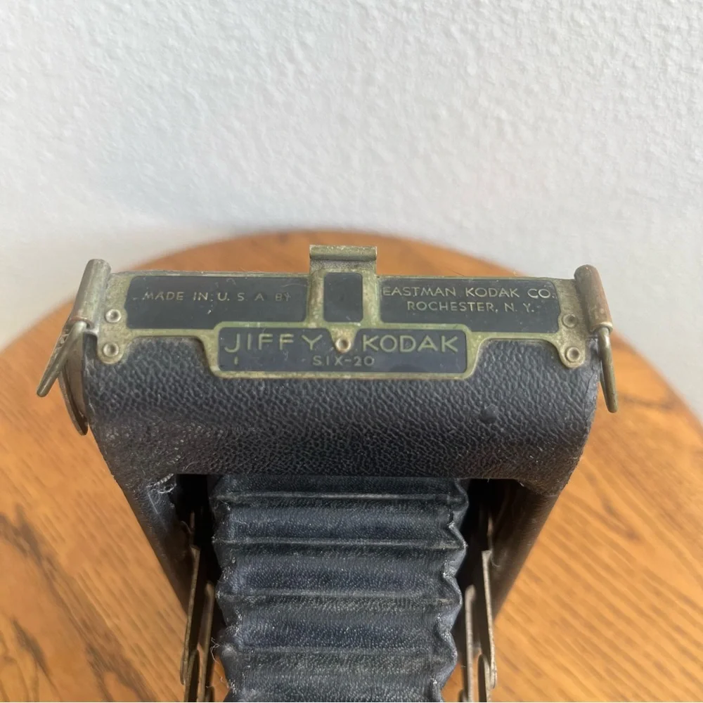 Jiffy Kodak Six-20 Twindar-lens Camera